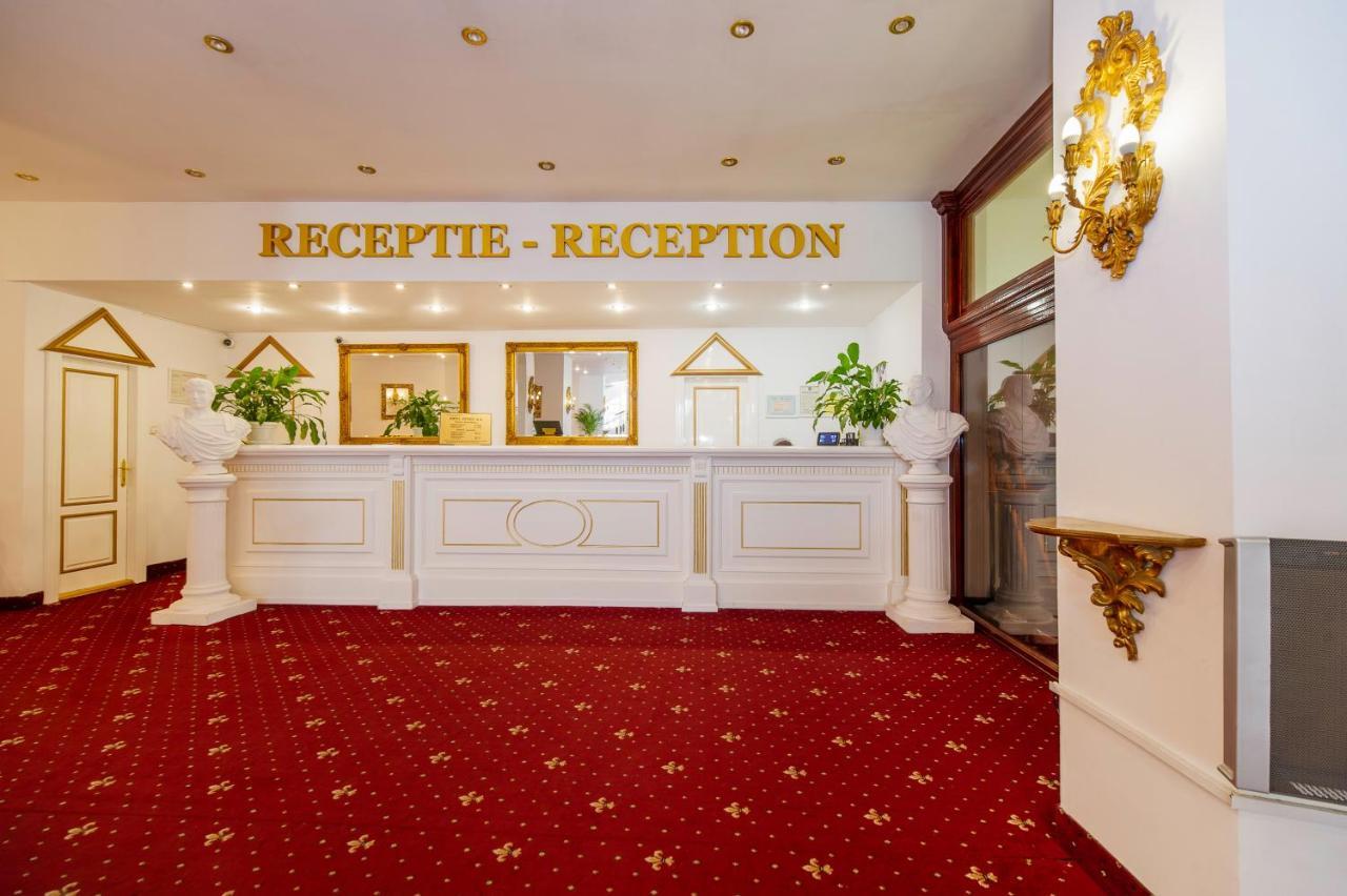 Cetate Hotel